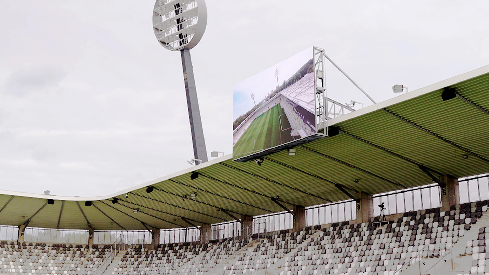 FC „Hradec Králové“ stadiono LED ekranas – bendras vaizdas